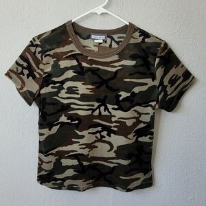 Aqua Blues Green Camo Print Crew Neck Tee Velvety Size Medium